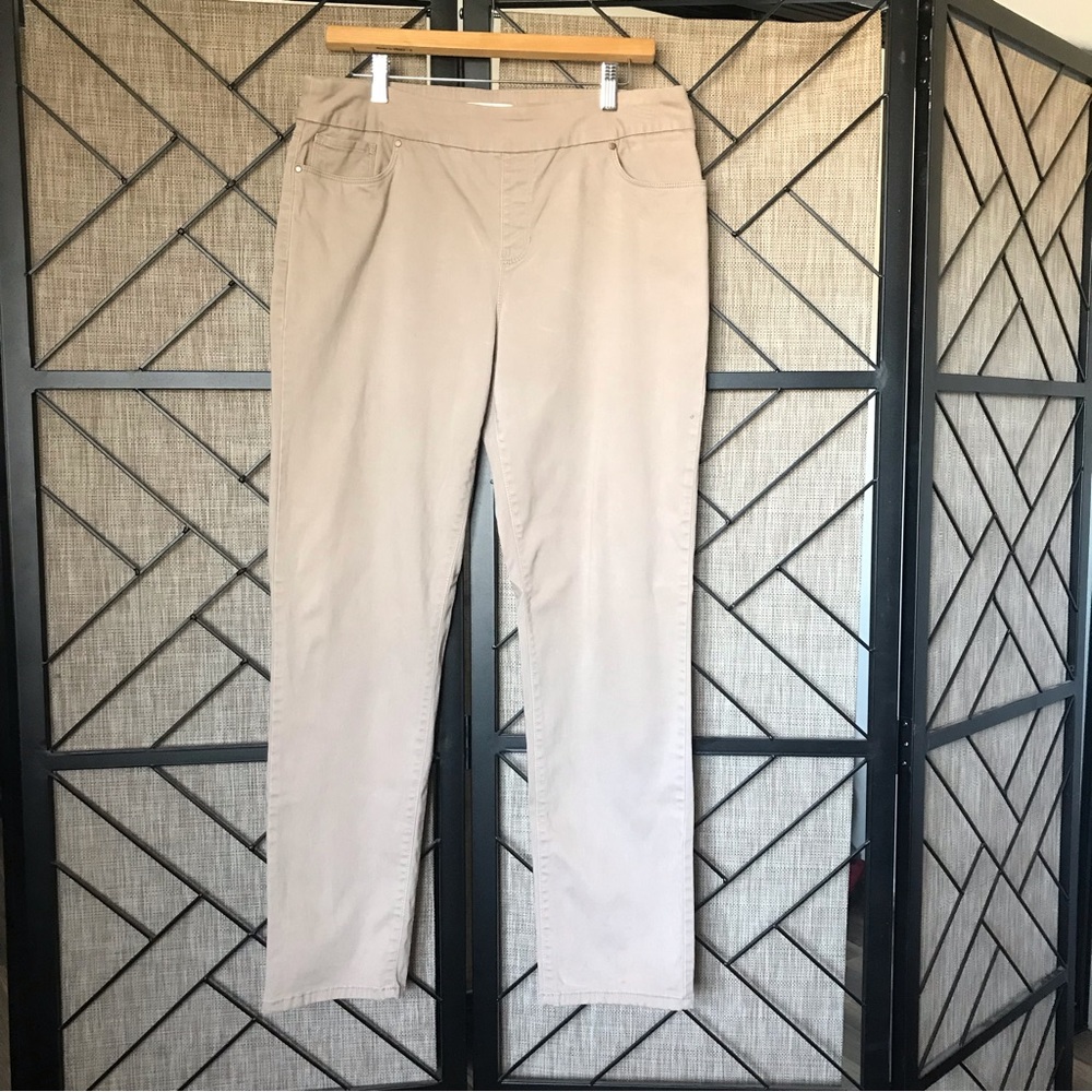 CROFT & BORROW BEIGE STRETCH SLIM FIT PANTS FOR WOMEN SIZE 12